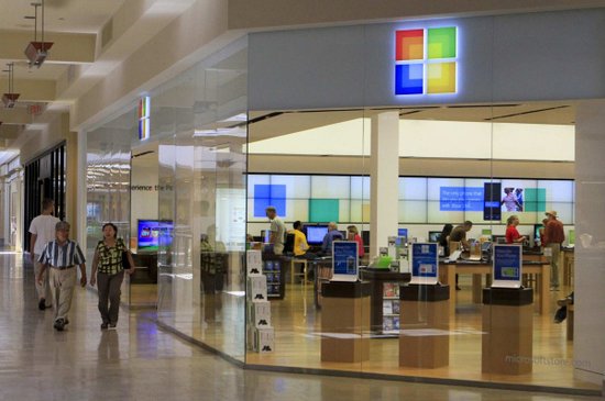 传微软10月26日在美加新开设32家实体零售店